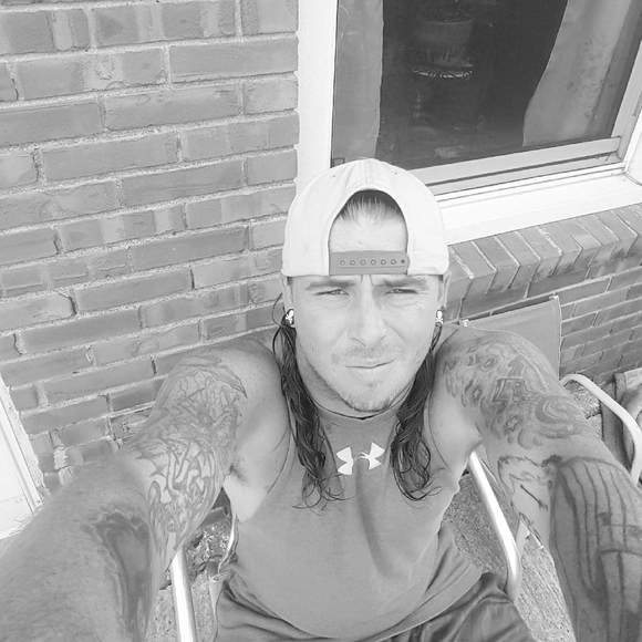 Meet your Posher, Gabe - Picture 1 of 1